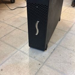 Sonnet Echo Express III-R Rack mount Thunderbolt 2-to-PCIe Card Expansion Chassis