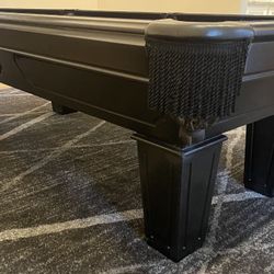 Pool Table ( Free Delibery & Set Up ) 