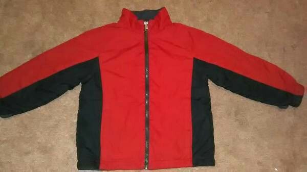 Boy's Coat/Jacket! Size 4/5 Reversible Zip Up