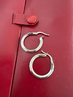 14K WHITE GOLD HOOPS