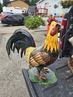 Large Metal Rooster