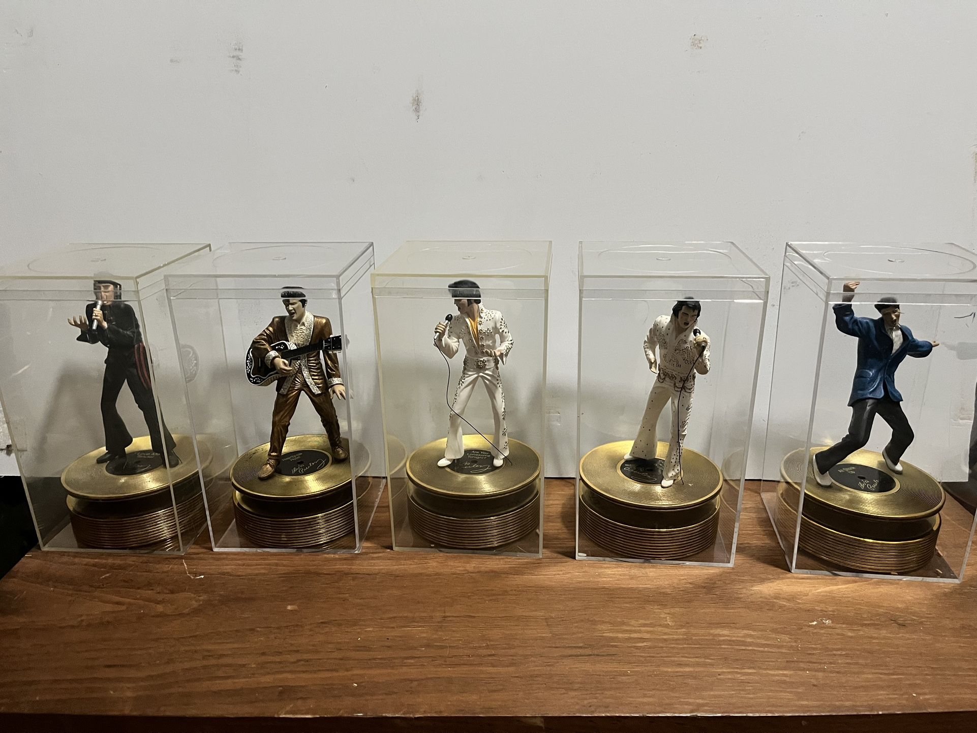 Elvis Presley. Miusic Box 1998