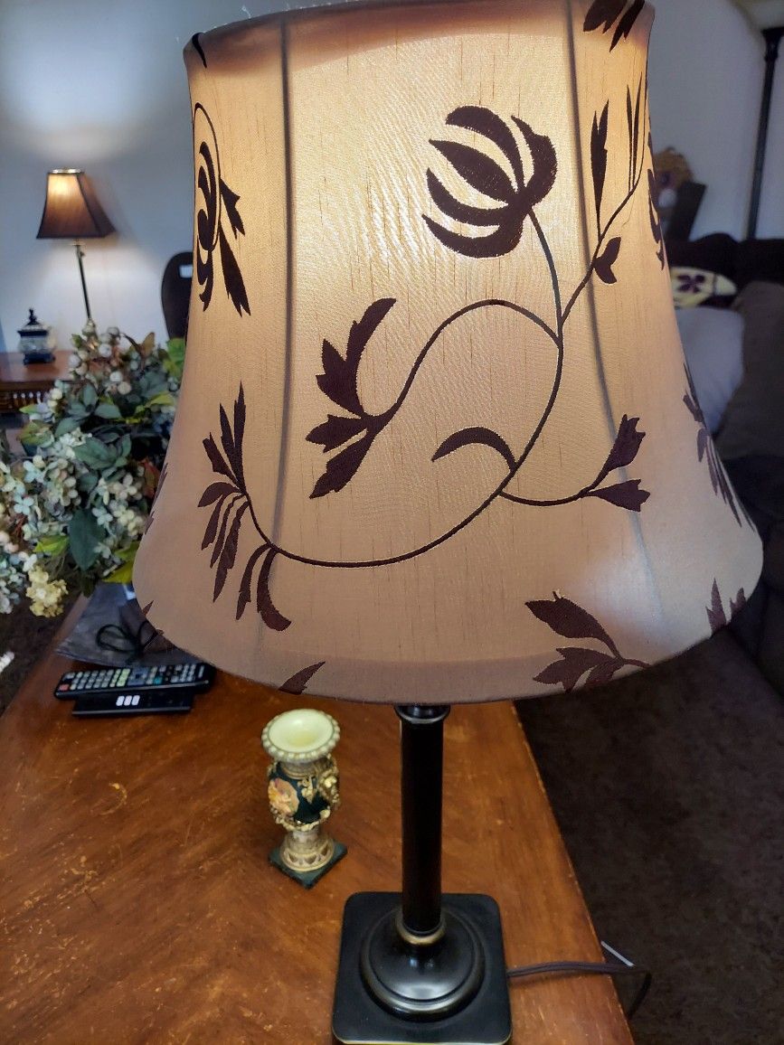 Lamp Table