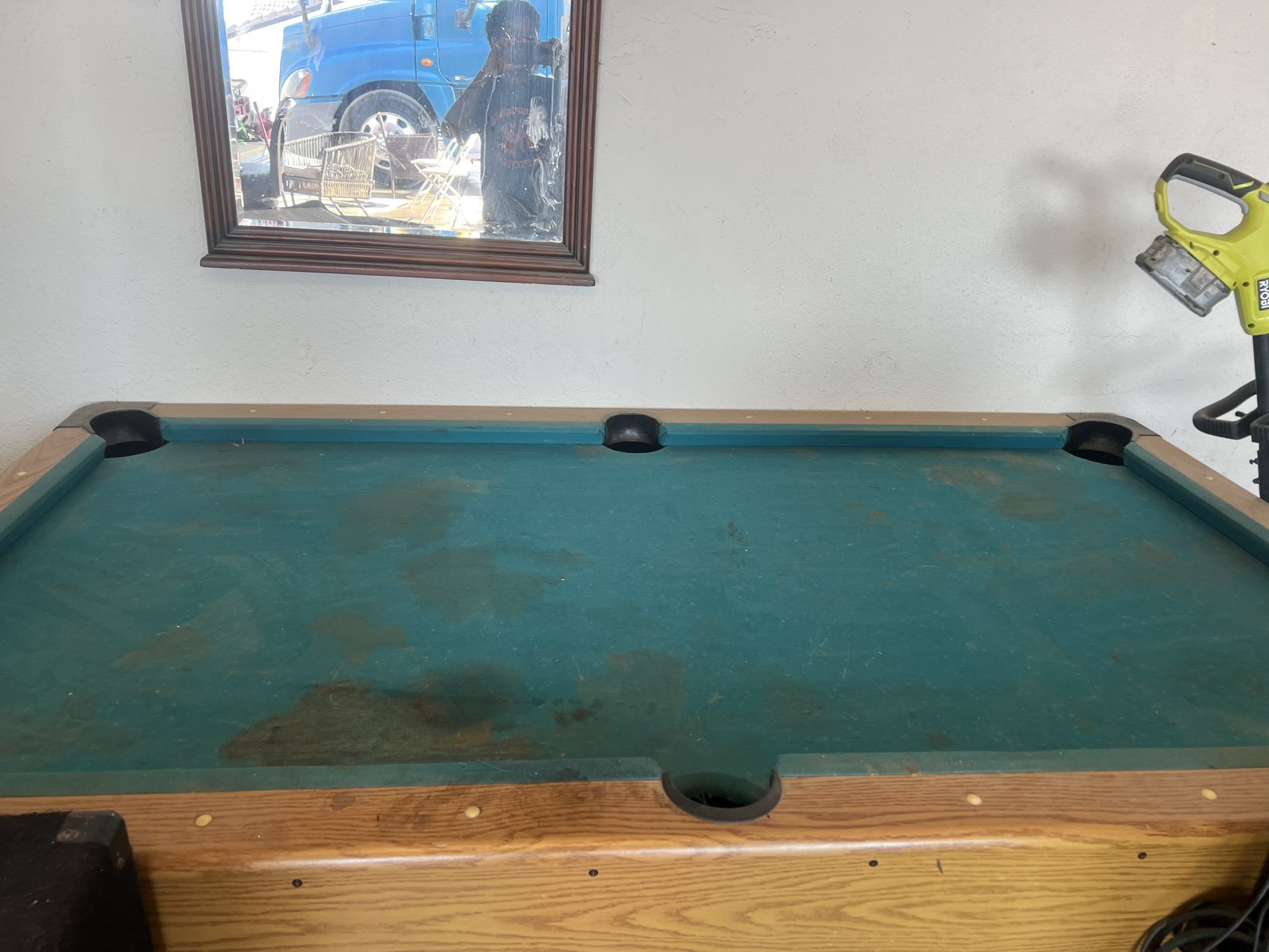 Free Pool Table