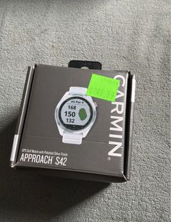 Garmin Approach S42 Golf Watch