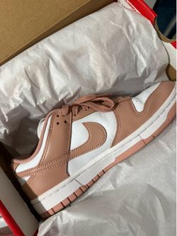 Nike Dunks (Rose)
