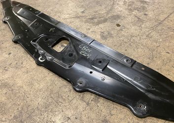 BMW 645i 650i FRONT BUMPER CENTER SUPPORT FRAME