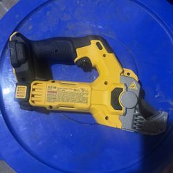 Dewalt Tube Cutter