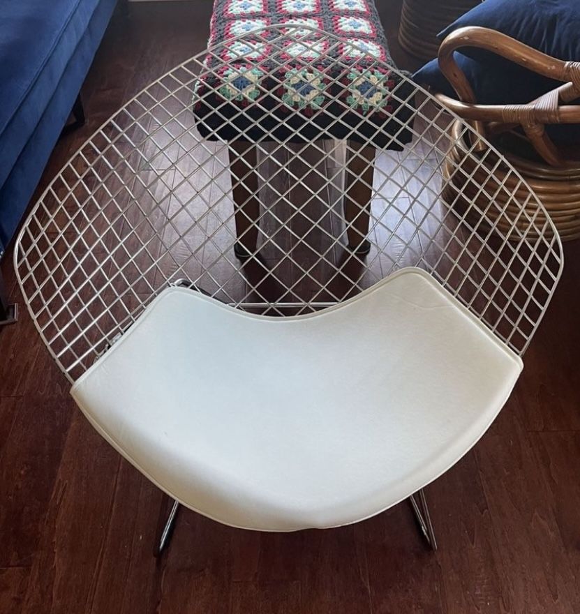 Diamond Lounge Chair, Chromed Steel With Leatherette Pad