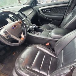 2013 Ford Taurus