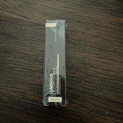 luminous eye corrector 