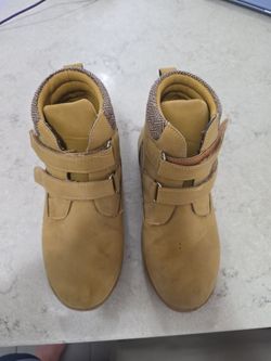 Kids boots