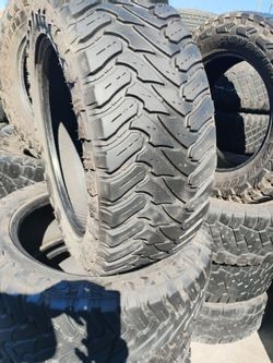 Used set of tires 285 50 20 mud terrain