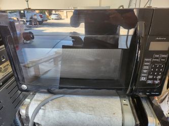 GE ADORA Microwave
