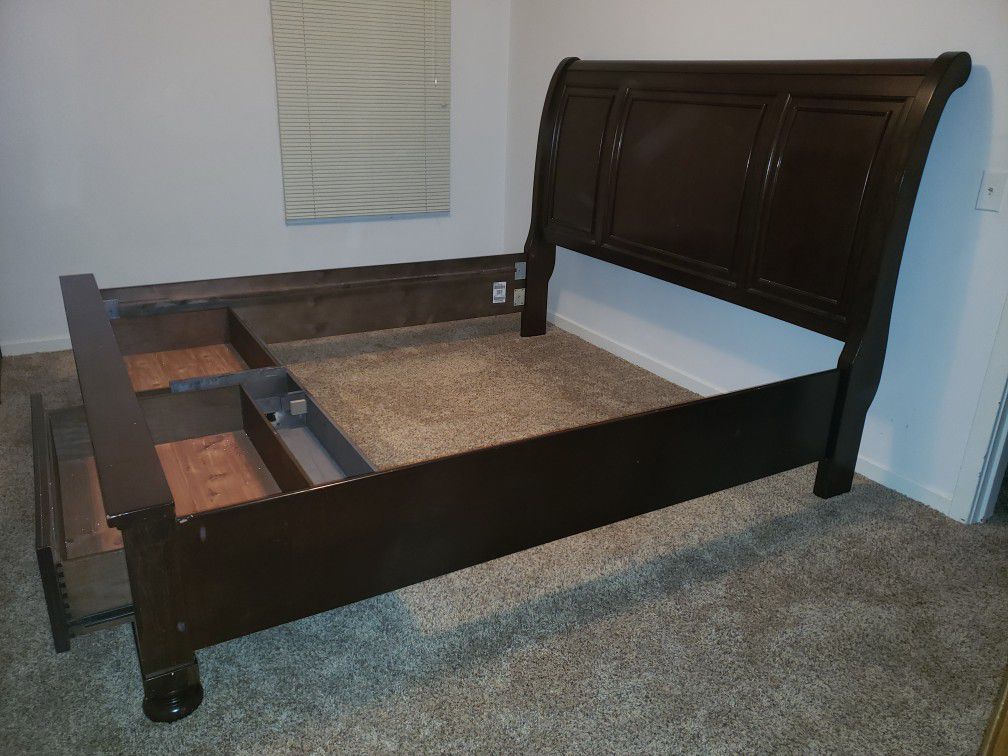 King/Cal.King sleigh bed frame