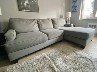Ashley HomeStores Chamberly L-Shape Sofa with Chaise