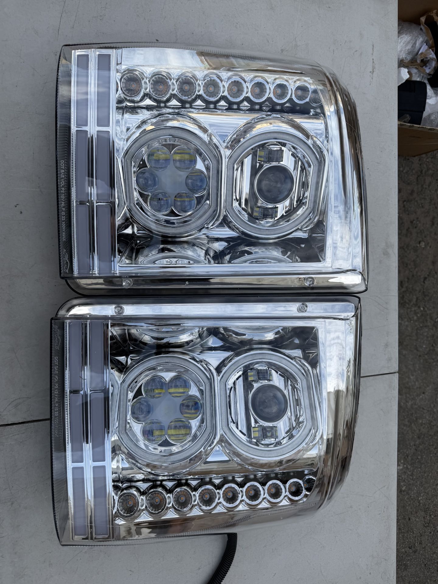 Ford F250 led headlight year 2011 to 2016 for Sale in Huntington Park ...