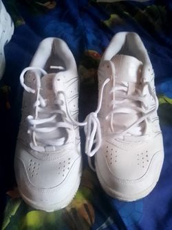 Kwiss Size 6 Shoes