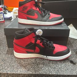 Jordan 1 Mid Size 10