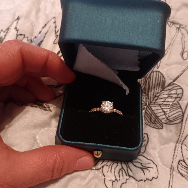 1 1/2 CT Rose Gold Engagement Ring