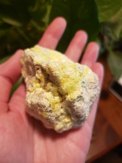 Yellow sulfur crystal from Mexico