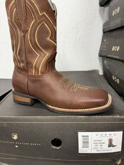 Brand new Boots Cuero Different Sizes 
