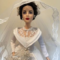 Elizabeth Taylor Barbie 