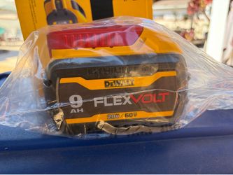 DEWALT FLEXVOLT 20V/60V BATTERY 9 Ah BRAND NEW PRICE IS FIRM FIRME