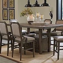 Wyndahl Counter Height Dining Room Set 