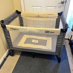 Graco playpen