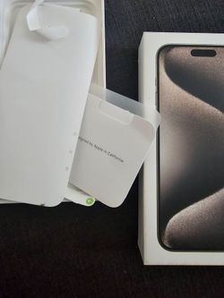 Iphone 15 promax Mint + $300 in cases