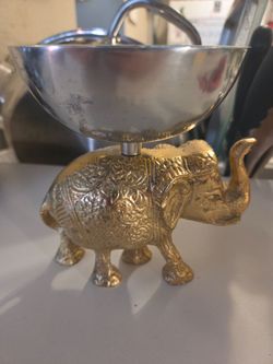 Elephant meditation bowl