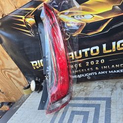 20-21 OEM KIA SOUL REAR TAILLIGHT LAMP HALOGEN RIGHT PASSENGER 92402 K0010