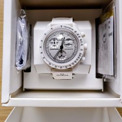 Omega X Swatch Collaboration Snoopy Speedmaster Quartz Watch 