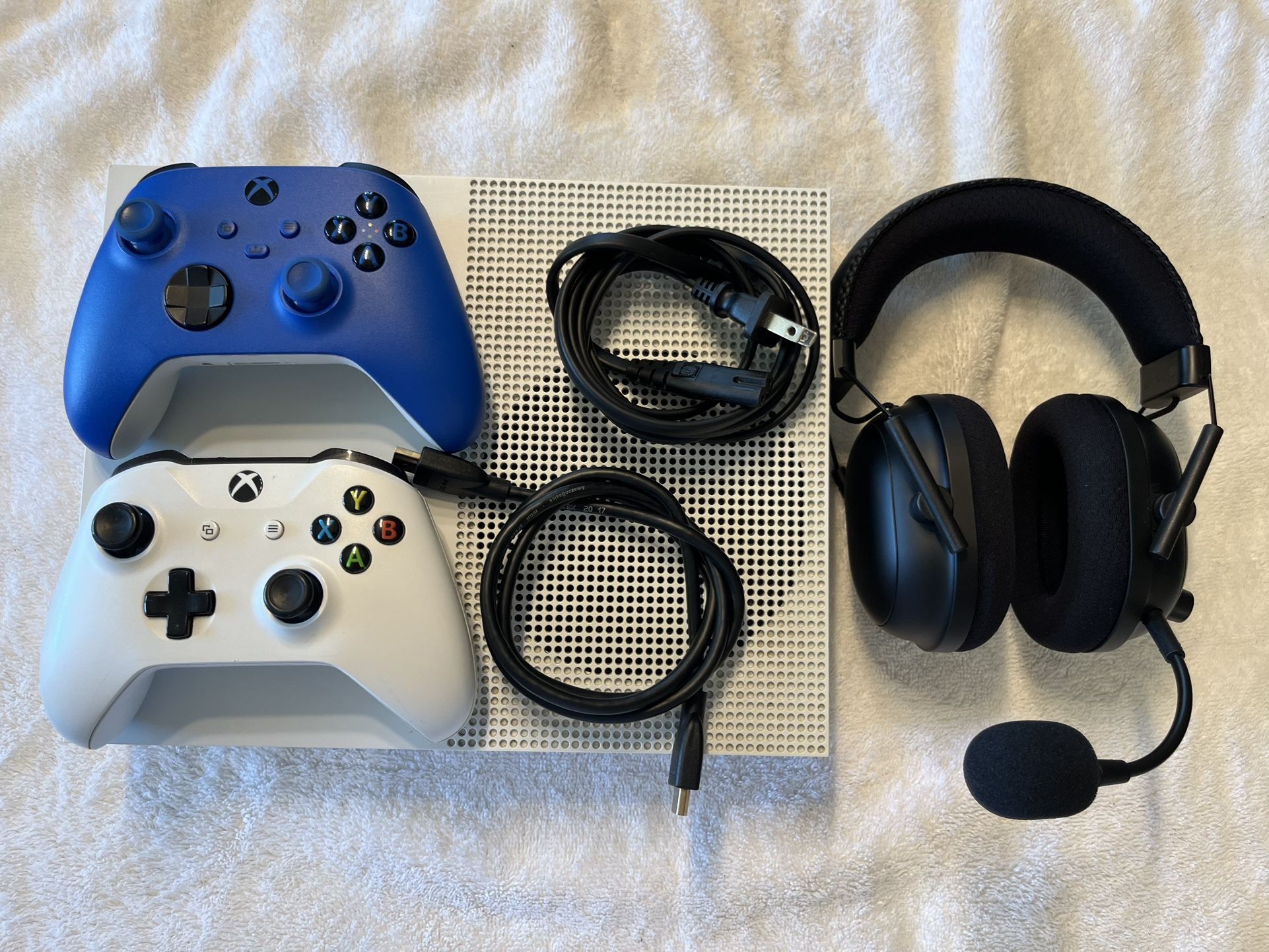 Xbox One S