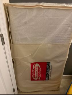 Simmons kids infant & toddler mattress - like new