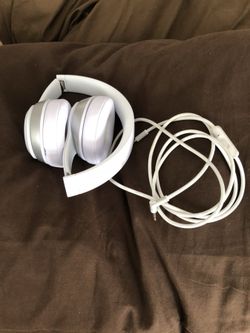 Solo beats with wire not wireless