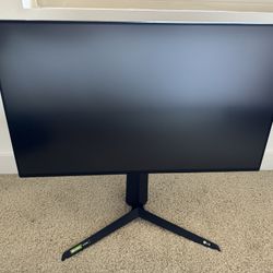 27’’ 144hz 4K LG Monitor