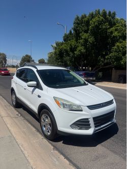 2016 Ford Escape SE