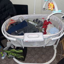 Fisher Price Bassinet 