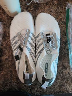 Water shoes