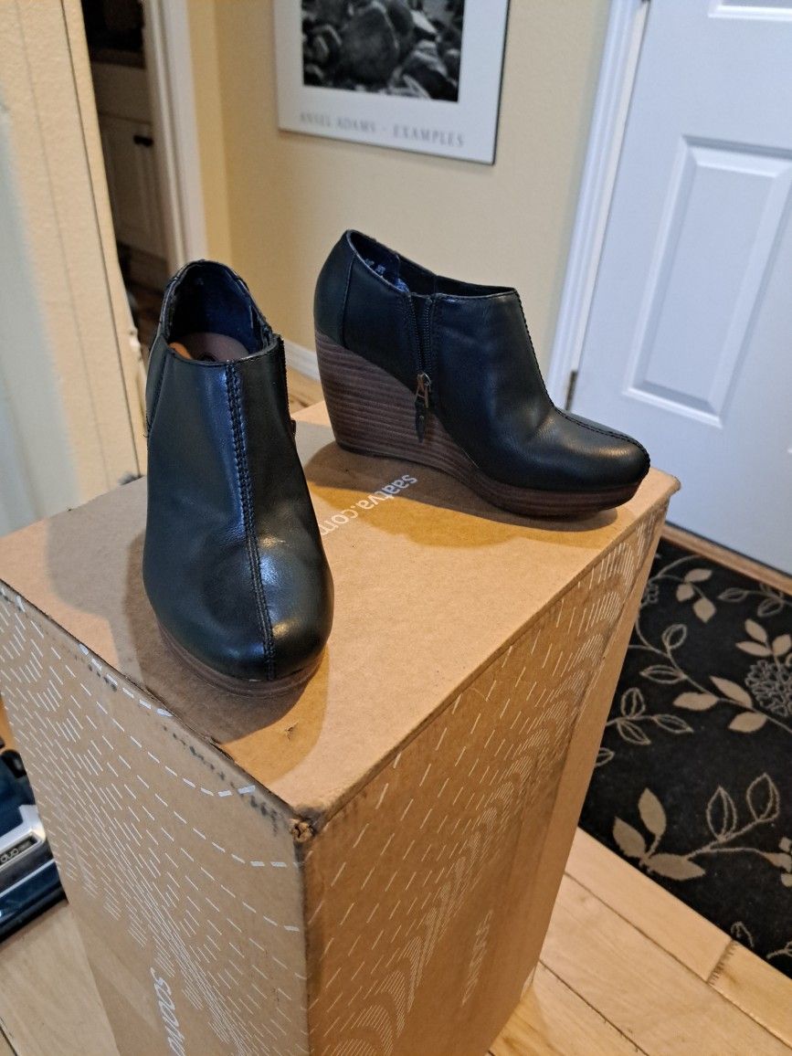 Dr. Scholls Platform Wedge Booty Black