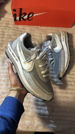 nike sacais