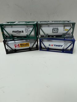 Scale: Typically 1:87 (HO scale) or 1:80 scale model kits.