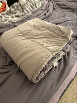 Reversible comforter - queen