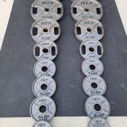 (260Lb) Olympic Weight Plates (2x45s,2x35s,2x25s,2x10s,6x5s,2x2.5s) for $240 Firm (Walnut 91789)
