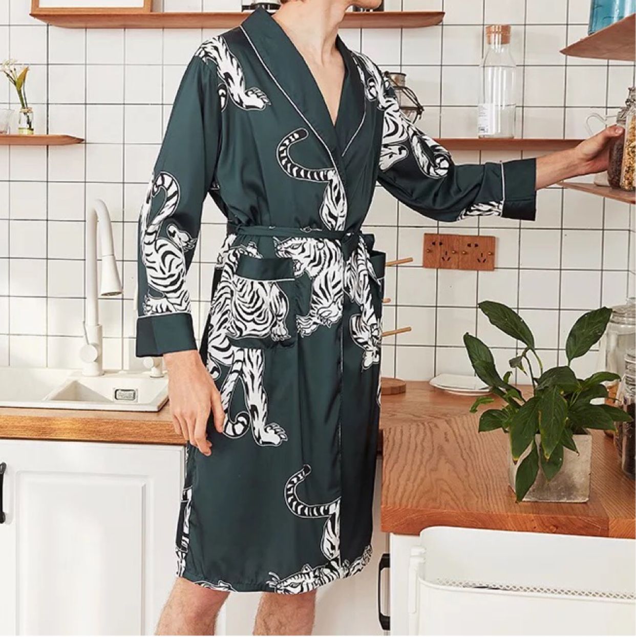 Men’s sleepwear robe