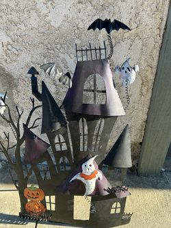 Metal Halloween Haunted House Decoration