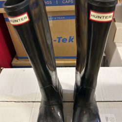 Ladies Hunter boots size 8