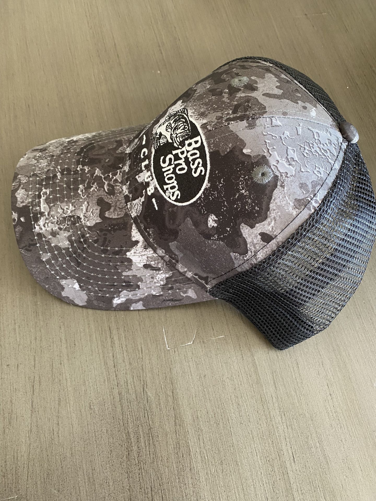 Bass Pro Shop Hat / Adjustable Size: Adjustable Adults, Brand New, Never  Used MAKE AN OFFER !!! for Sale in Citrus Heights, CA - OfferUp
